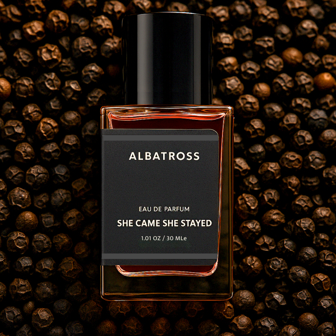 لقد جاءت وبقيت - ماء عطر