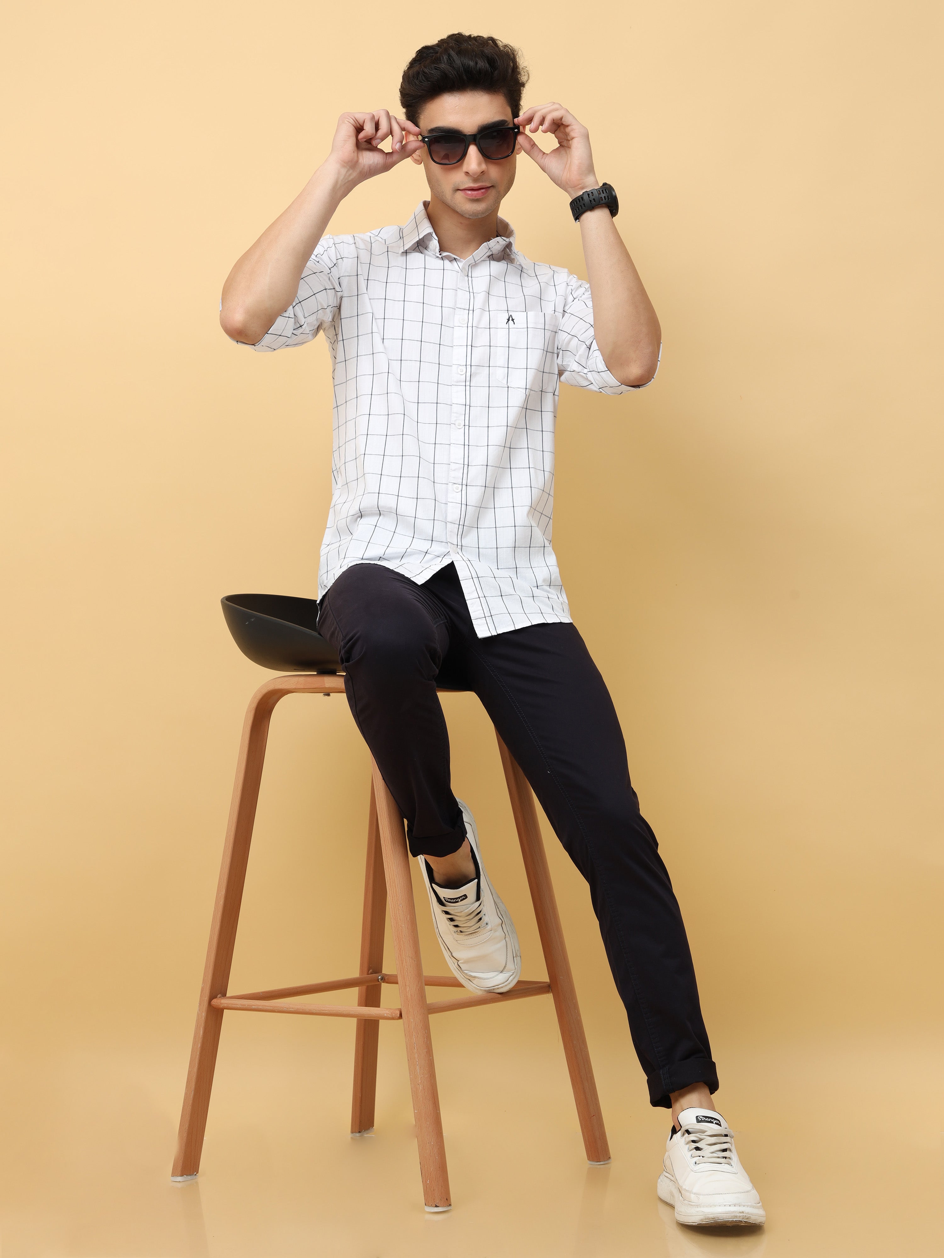 بنطلون قطني كلاسيكي سادة أسود اللون للرجال من Albatross