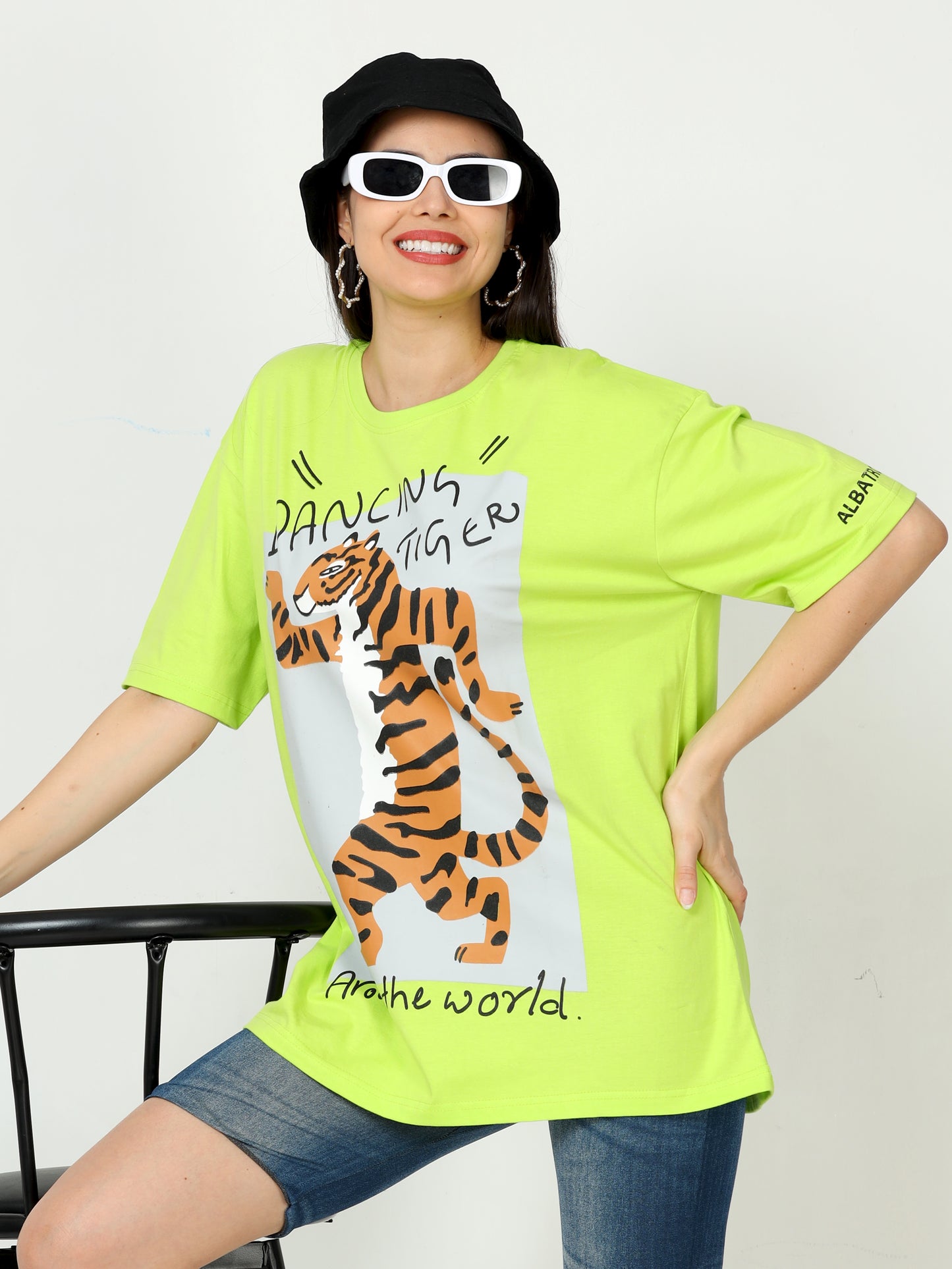 Neon Green dancing tiger Printed Oversized T-shirt for Women
