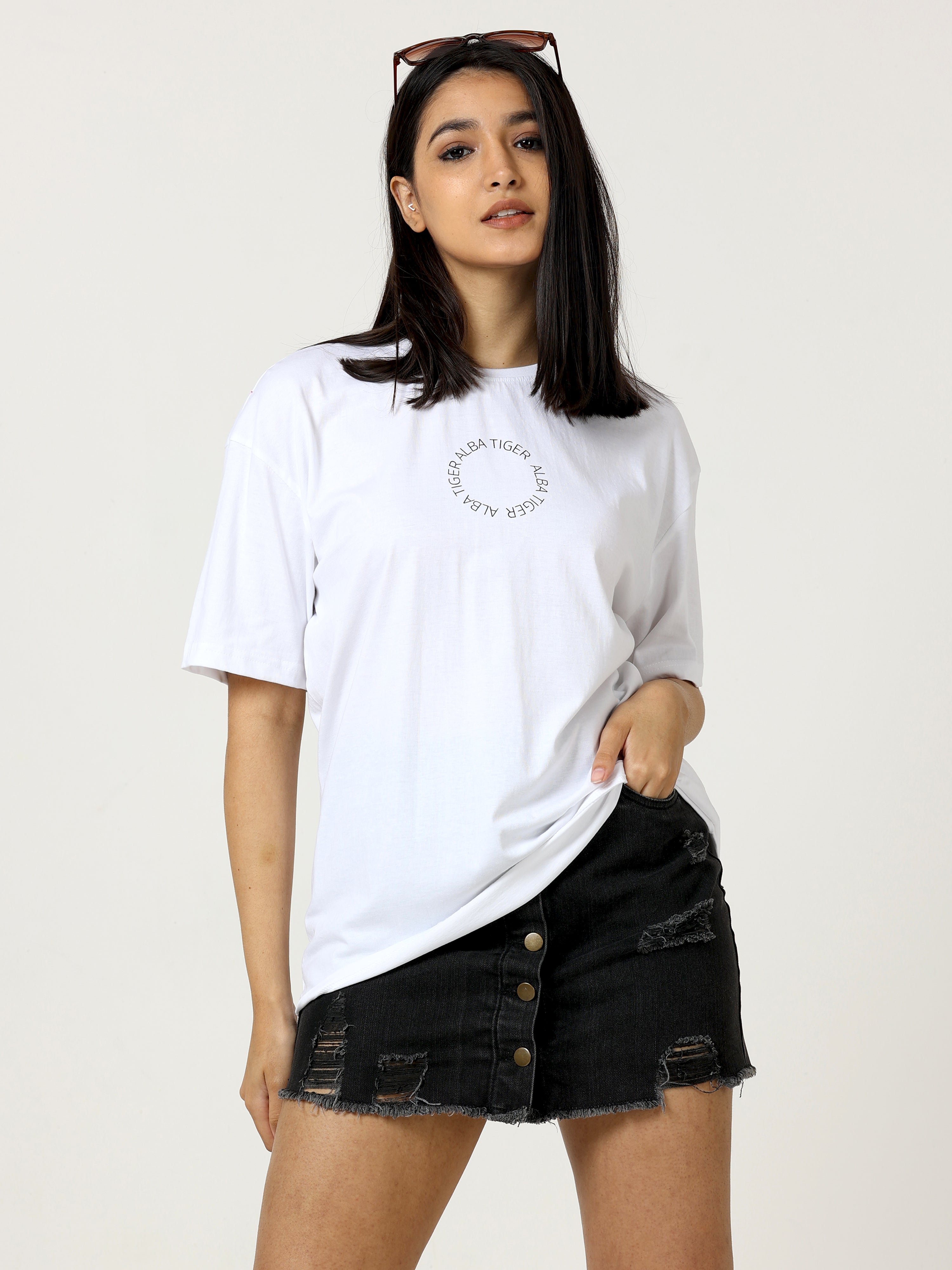 White Love Alba Back tiger Printed Oversized T-shirt - UNISEX