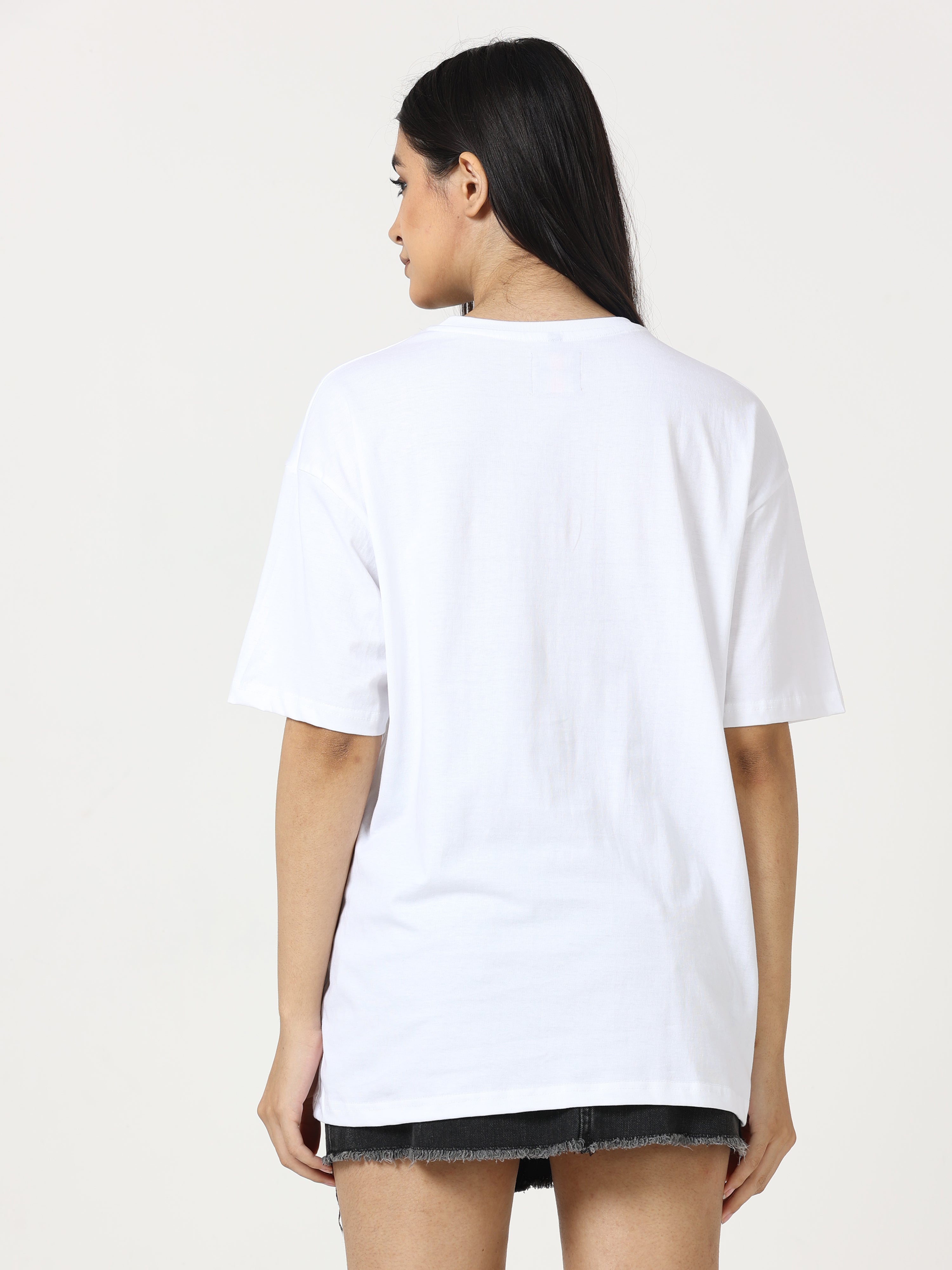 White Oversized T-shirt - UNISEX