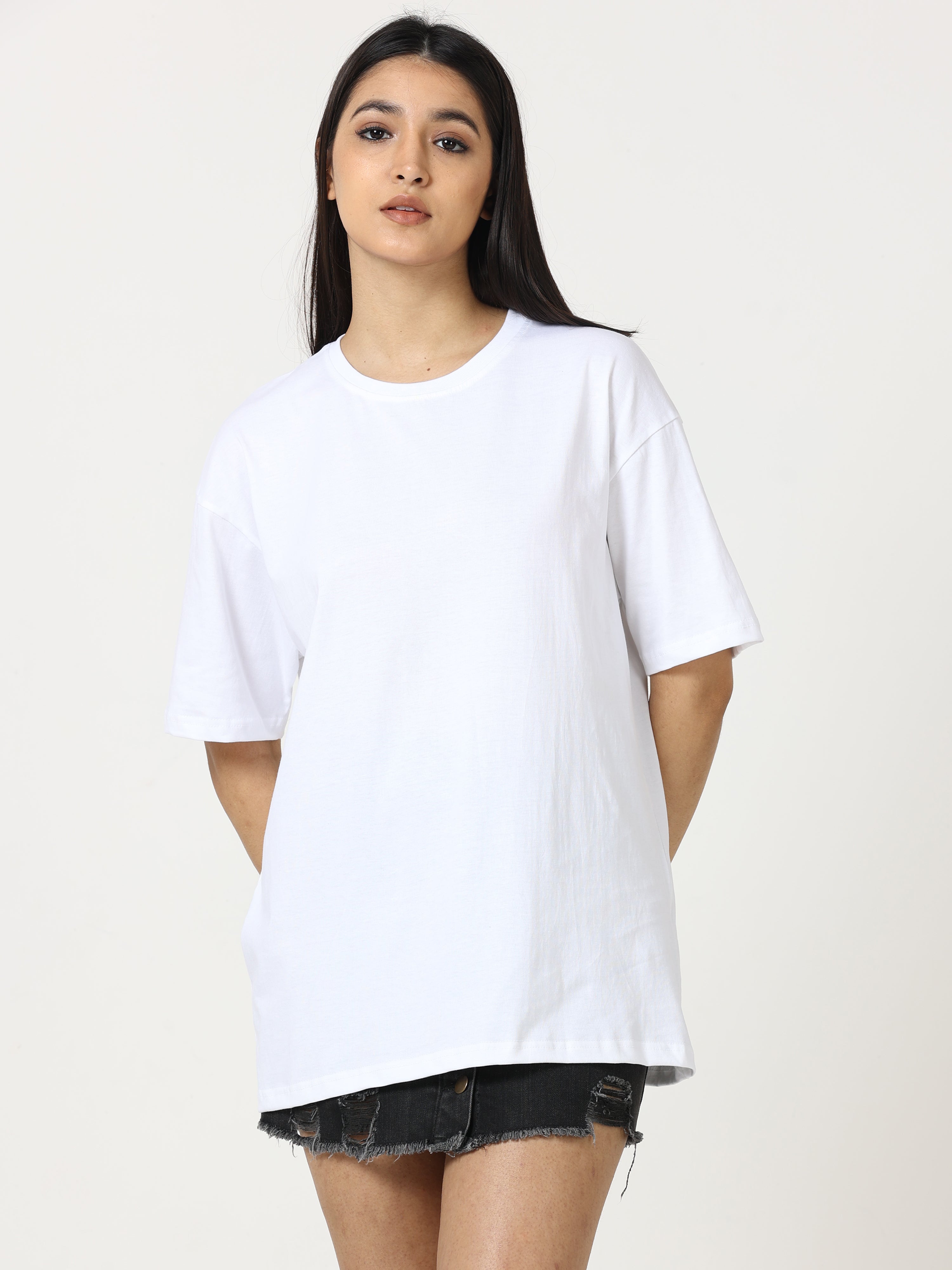 White Oversized T-shirt - UNISEX