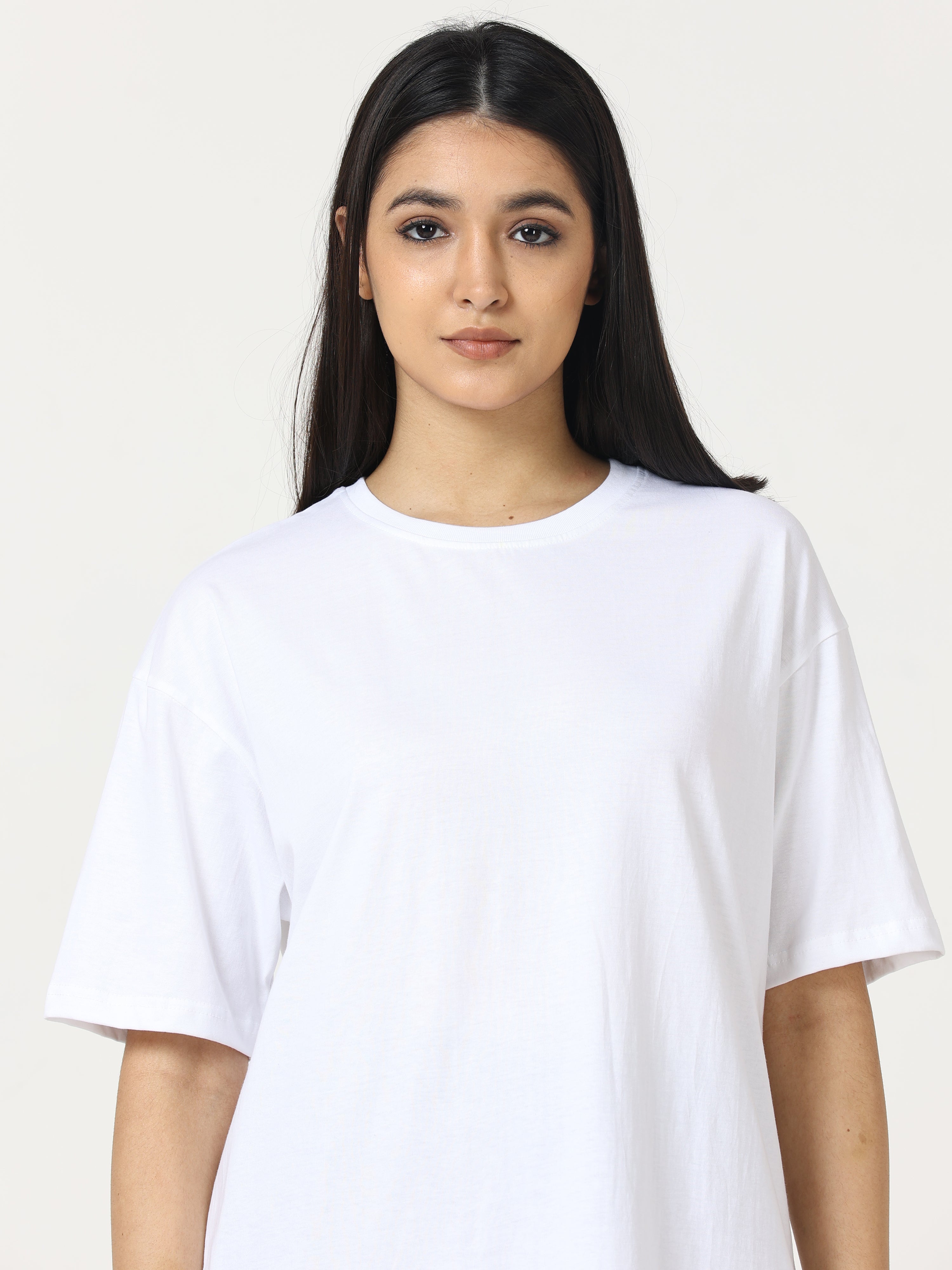 White Oversized T-shirt - UNISEX