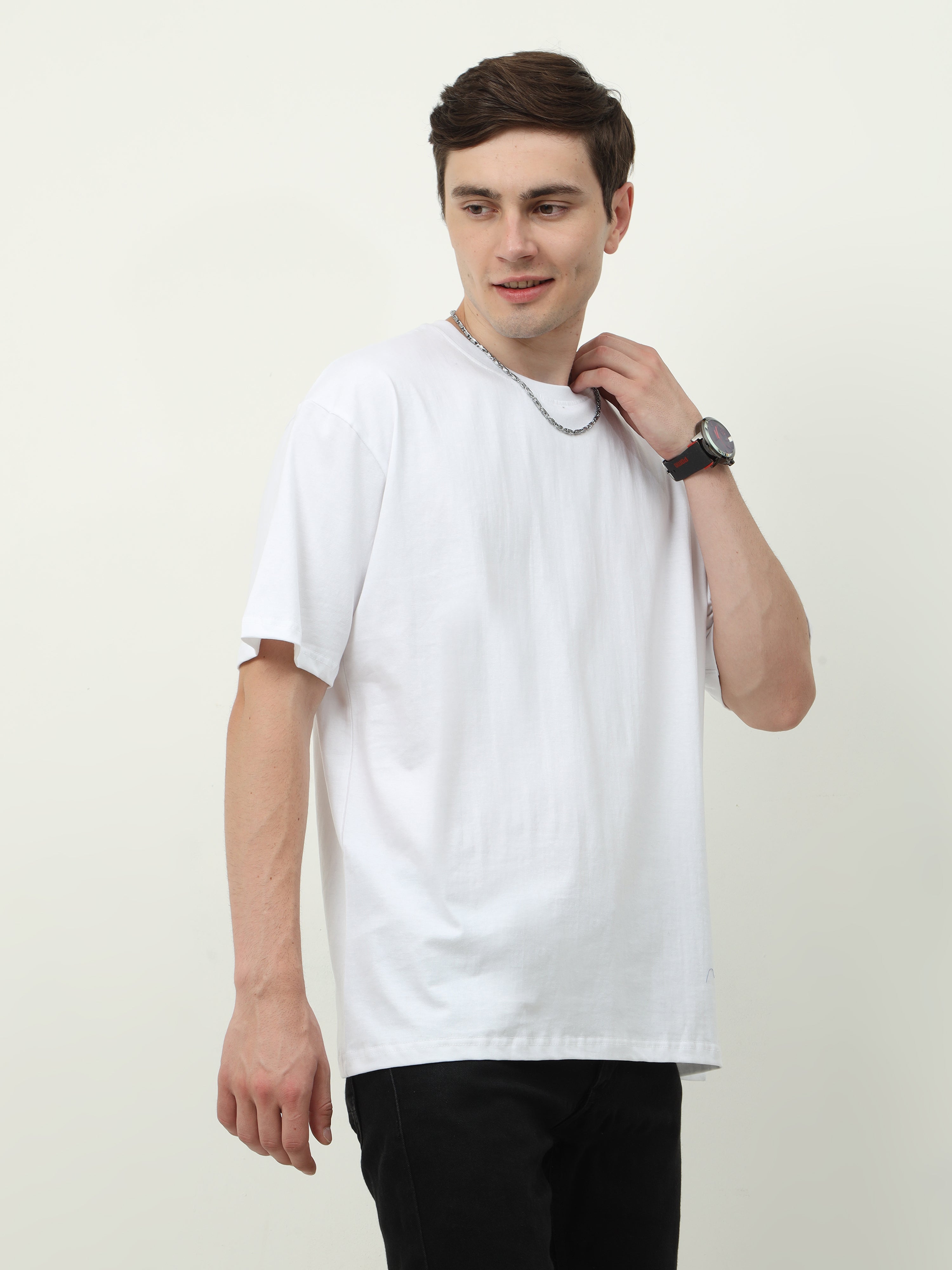 White Oversized T-shirt - UNISEX