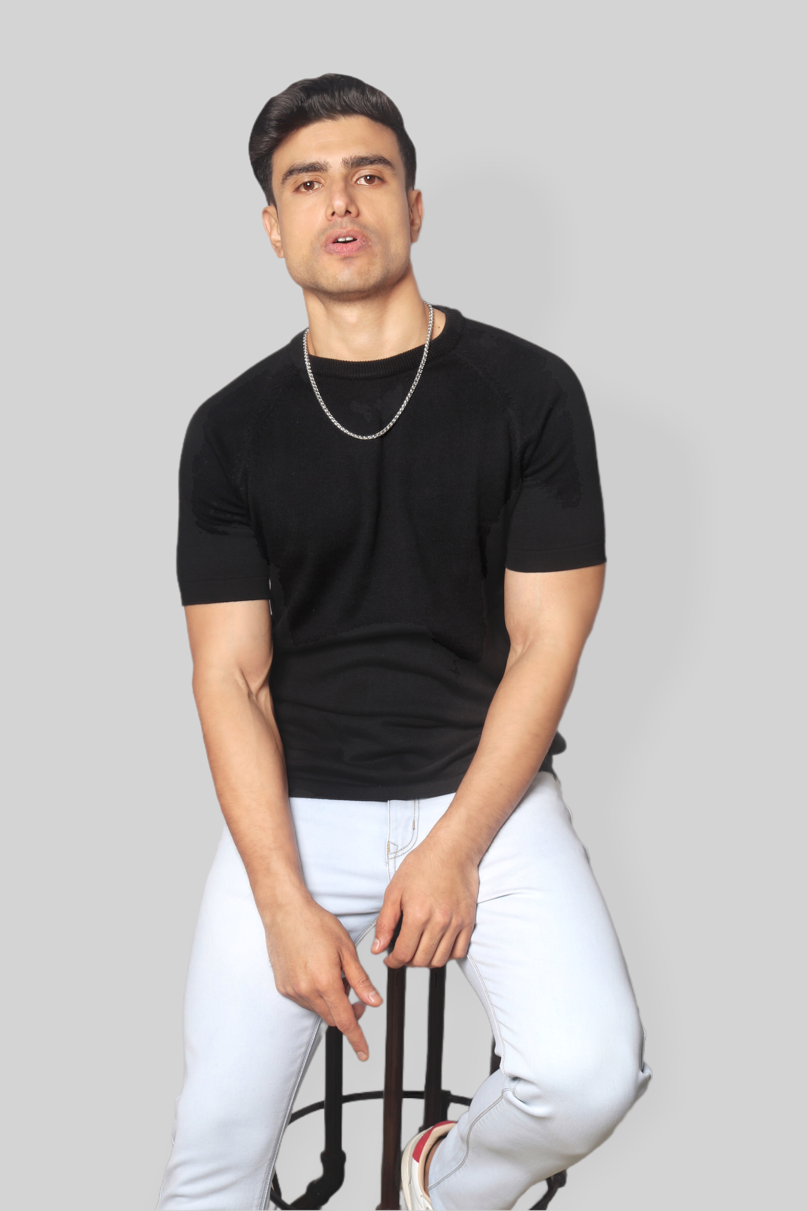 Black Half Sleeve Flat Knit Rough neck T-Shirt