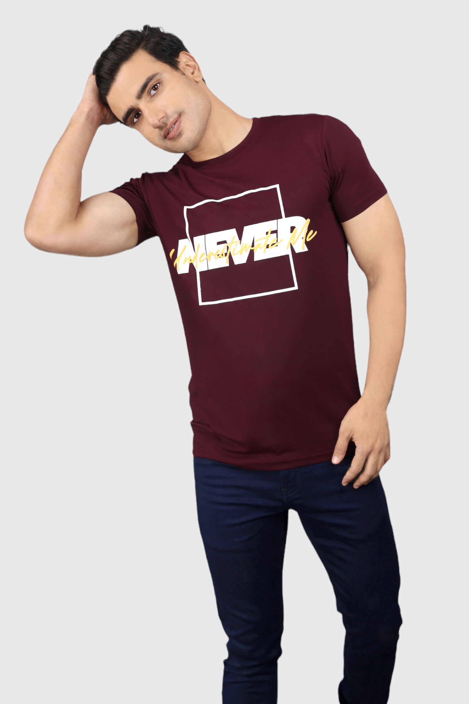 Wine Never Underestimate Me Classic Italian printed T-shirt - UNISEX