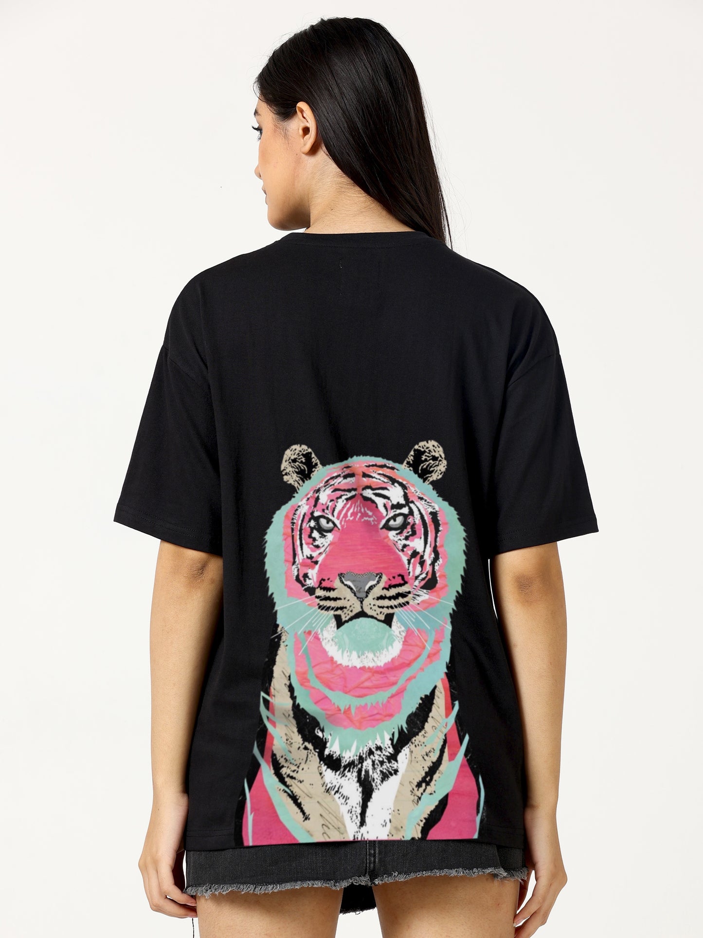 Wrangler Women's Oversized Tiger Tee Shirt (Size: Large) Black
