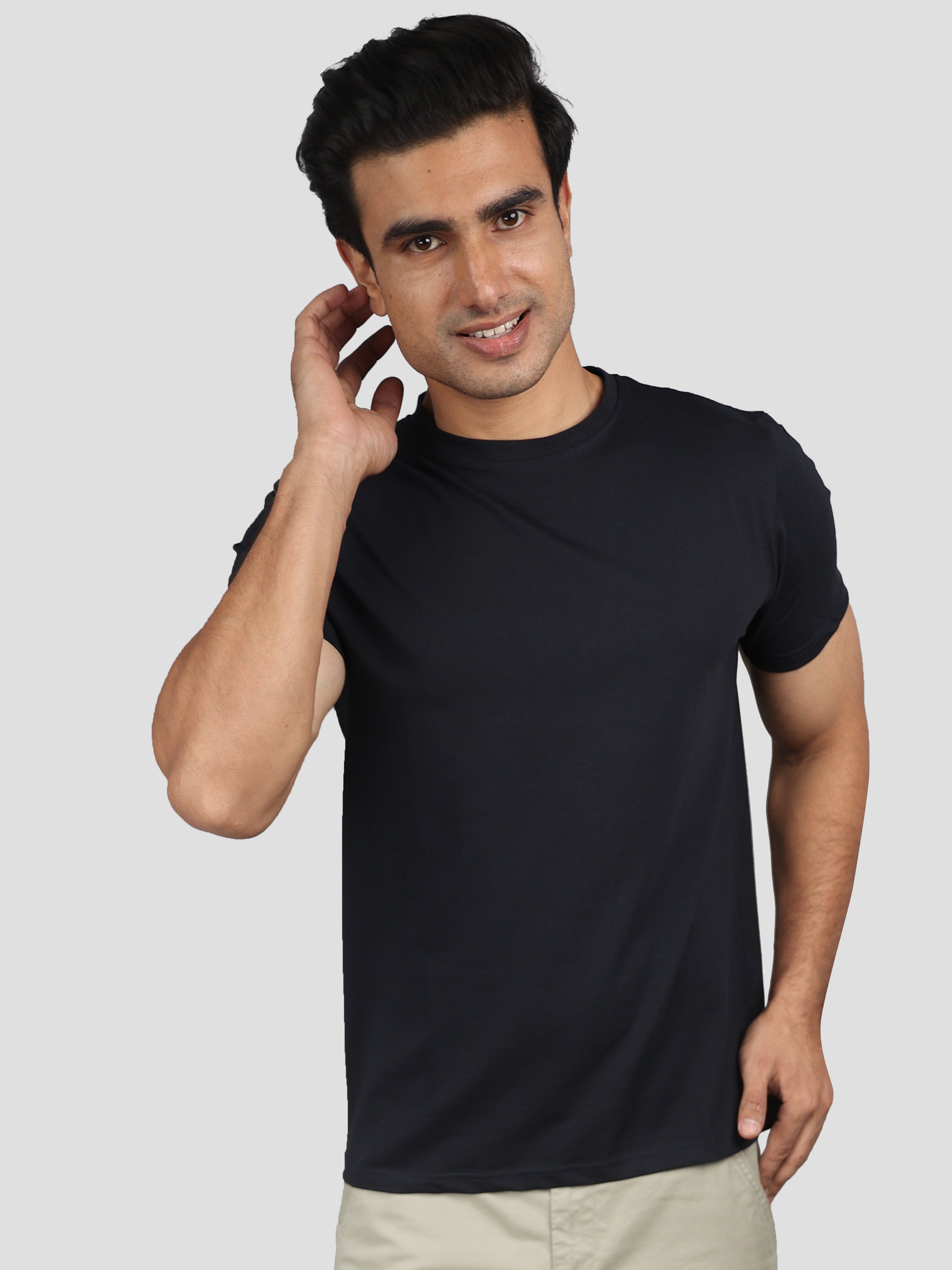 Solid Black Super Stretch Round Neck Cotton Tshirt for men