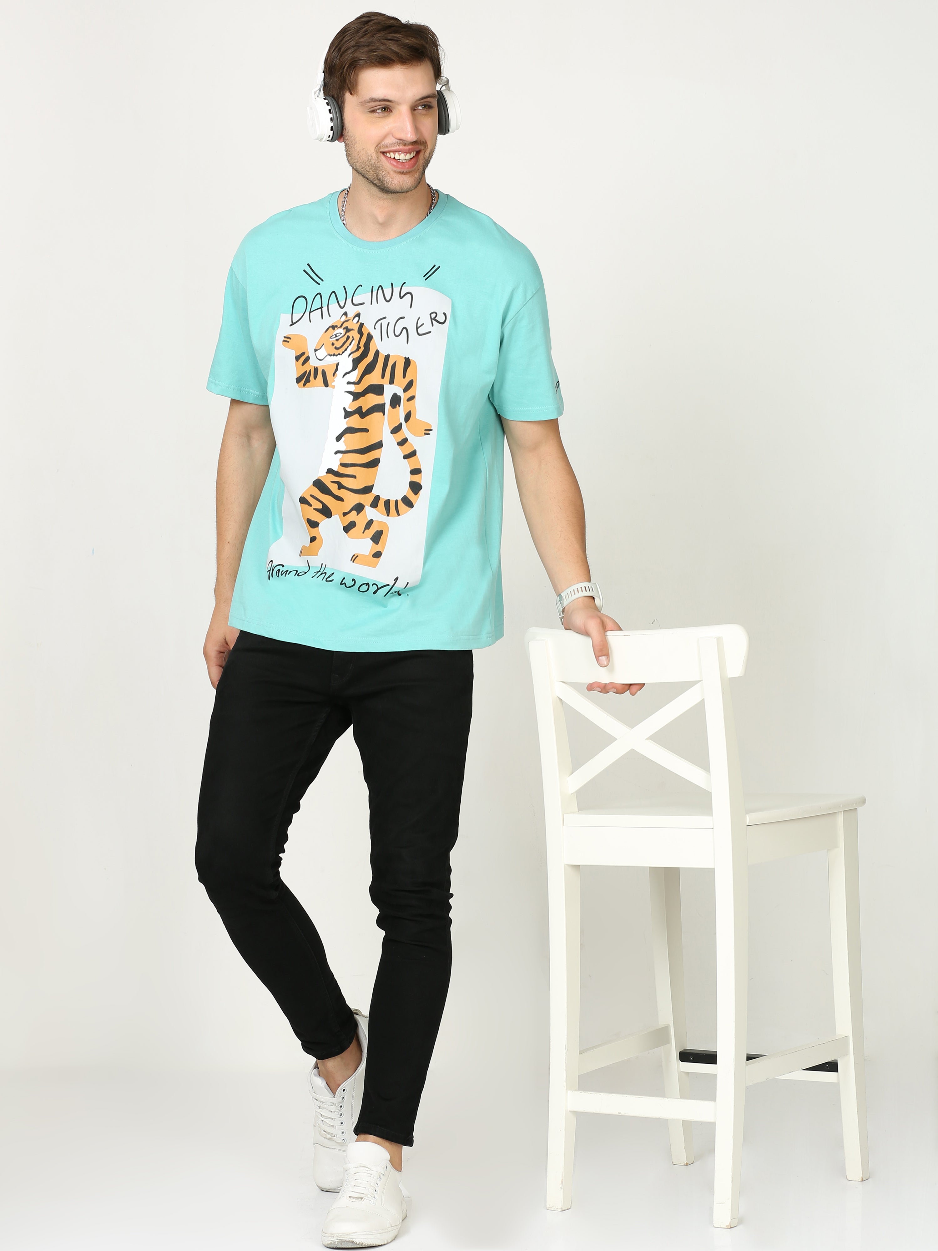 Aqua marine dancing tiger Printed Oversized T-shirt